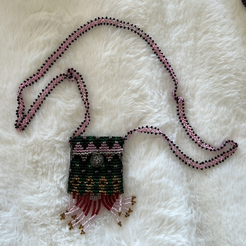 Artisan Hawaiian beaded pocket necklace